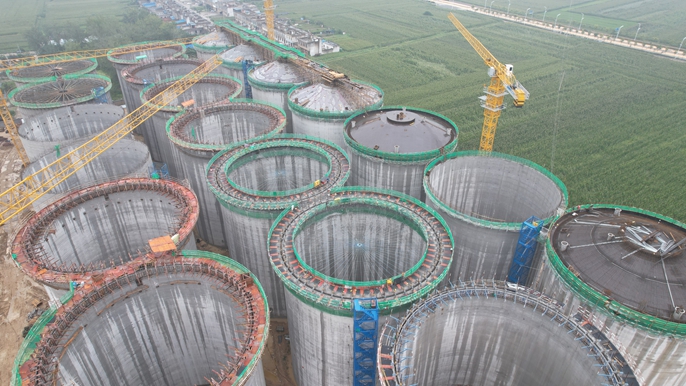 灵璧粮食仓储项目20座浅圆仓滑模施工完成照片_副本
