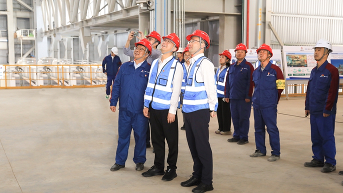 刘宇副书记湛江零碳薄板厂带班检查2025.11.10_副本